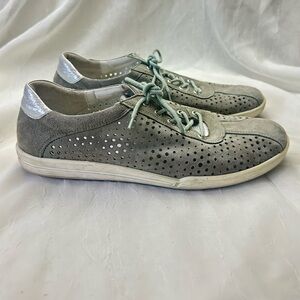 Josef Seibel Size 41 Gray Perforated Men's Sneakers